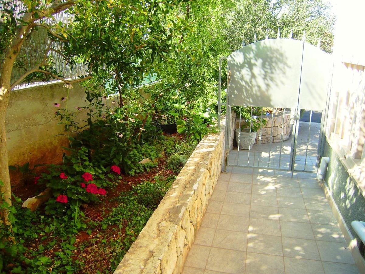 Apartments Iris Korčula Екстериор снимка