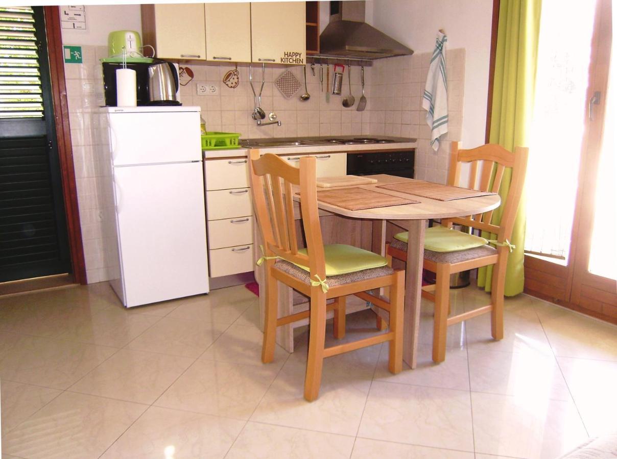 Apartments Iris Korčula Екстериор снимка
